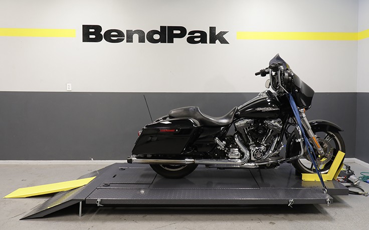 Bendpak shop motorcycle lift